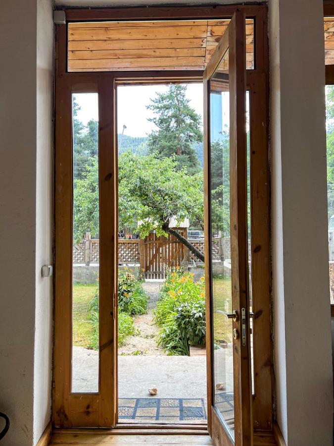 Guest House Svan-Ski Mestia Luaran gambar